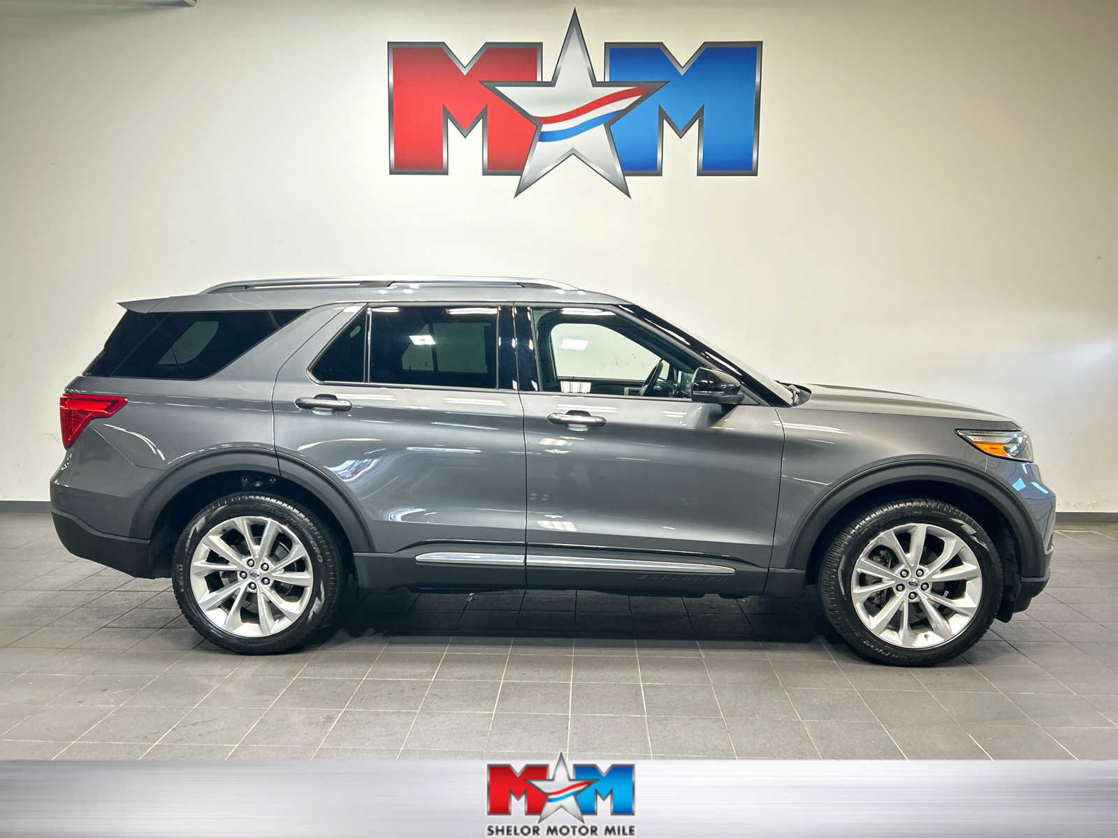 2023 Ford Explorer Platinum