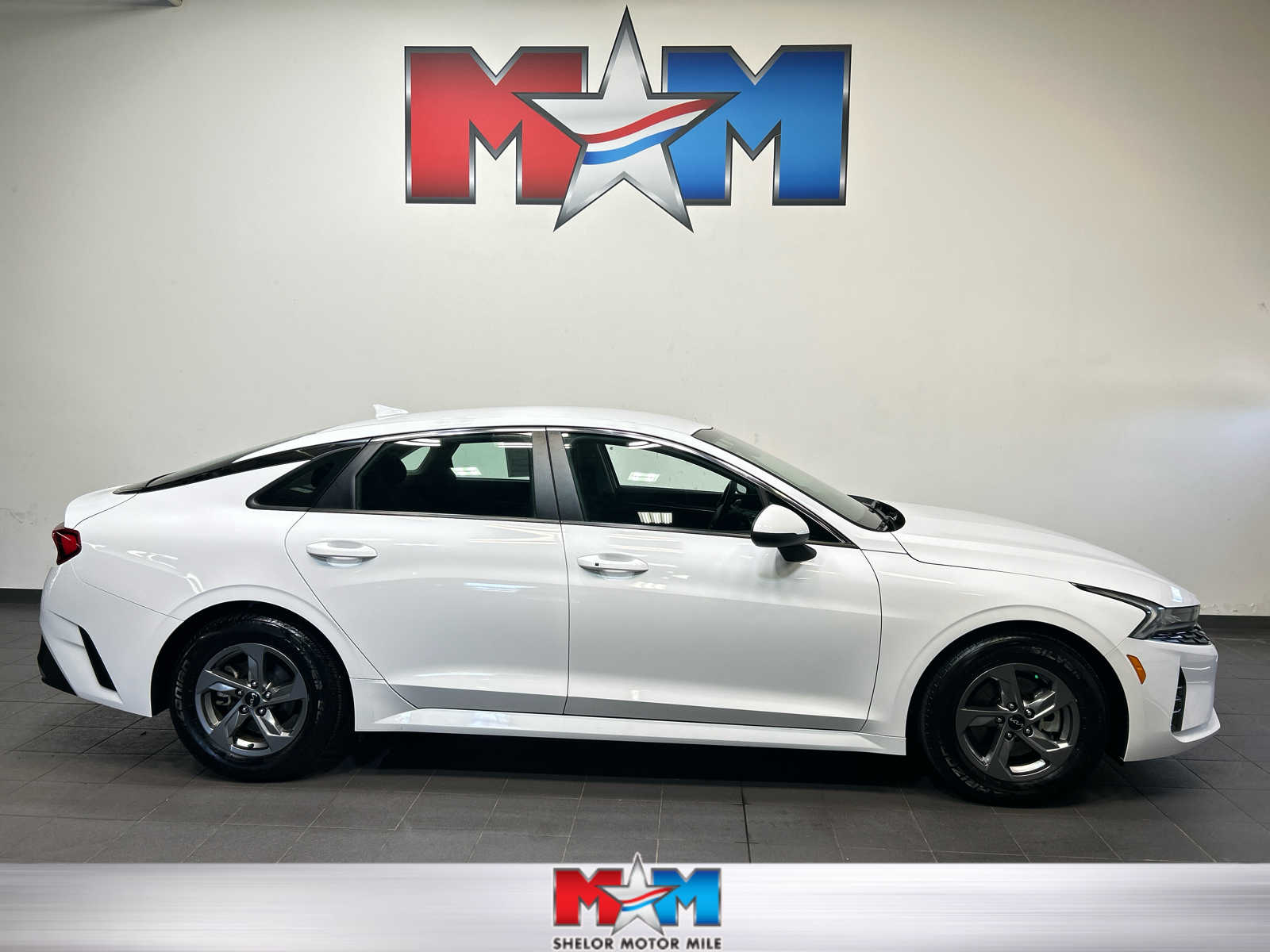 2022 Kia K5 LXS
