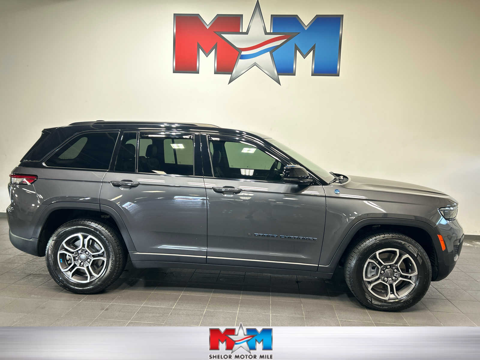 2023 Jeep Grand Cherokee Trailhawk 4xe