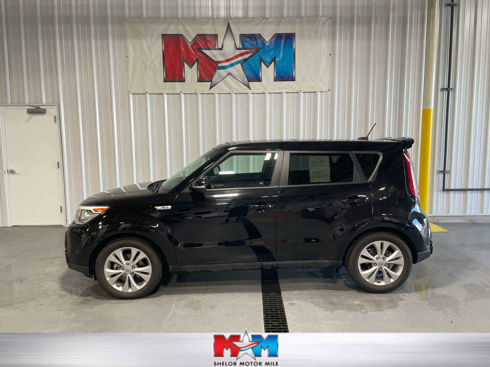 Used 2016 Kia Soul ! FWD Hatchback