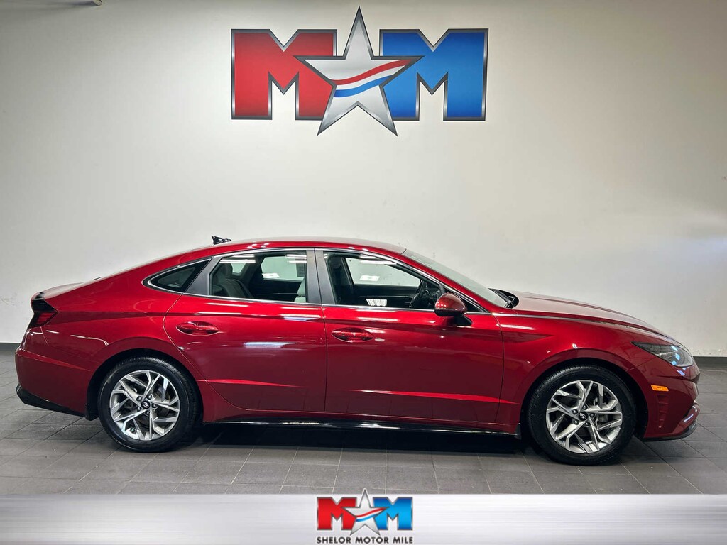 Used 2023 Hyundai Sonata SEL Sedan