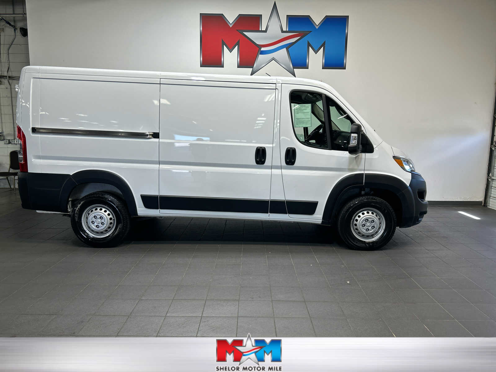 2025 RAM ProMaster Cargo Van Base