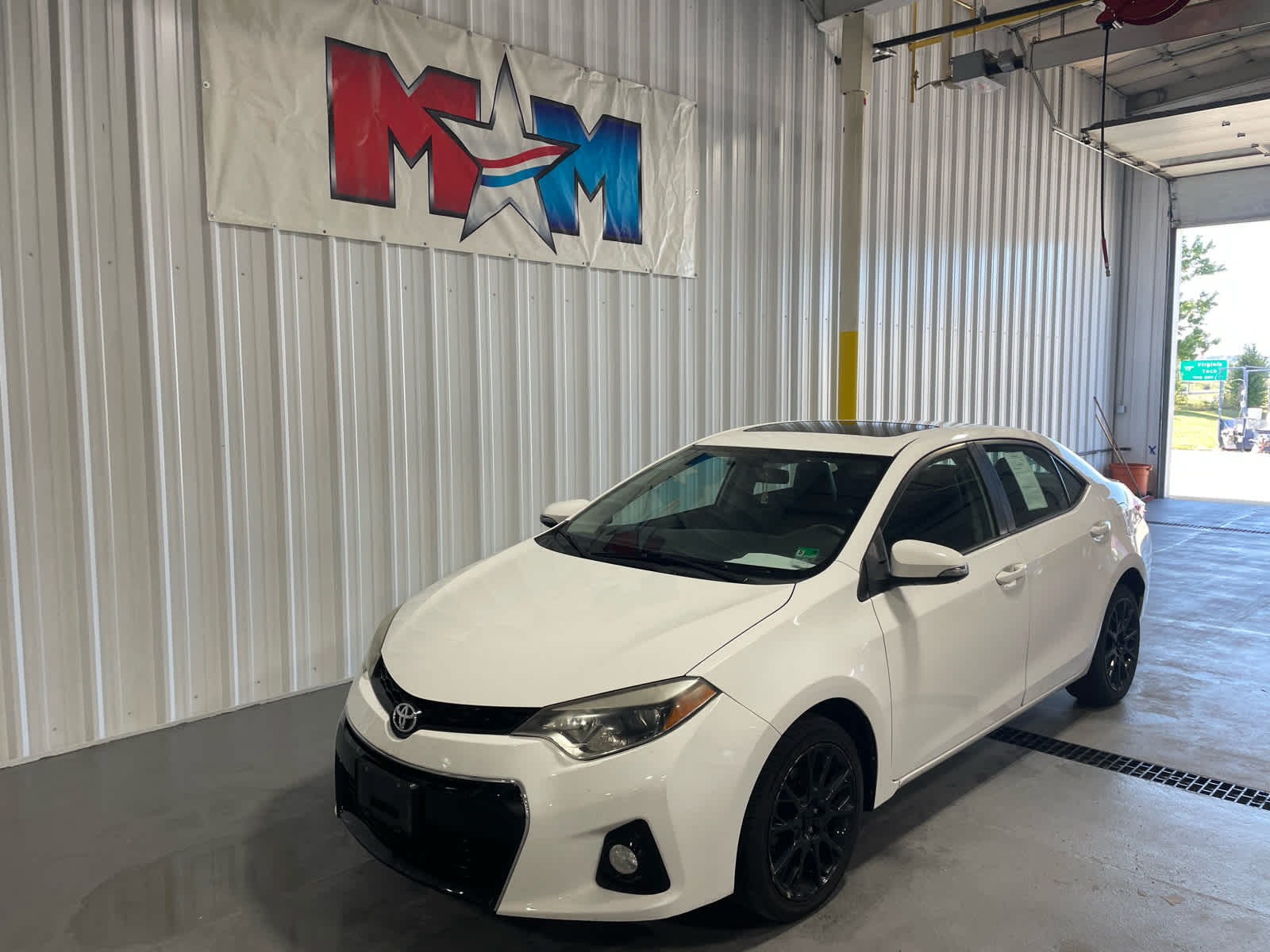 Used 2016 Toyota Corolla S w/Special Edition Pkg Sedan