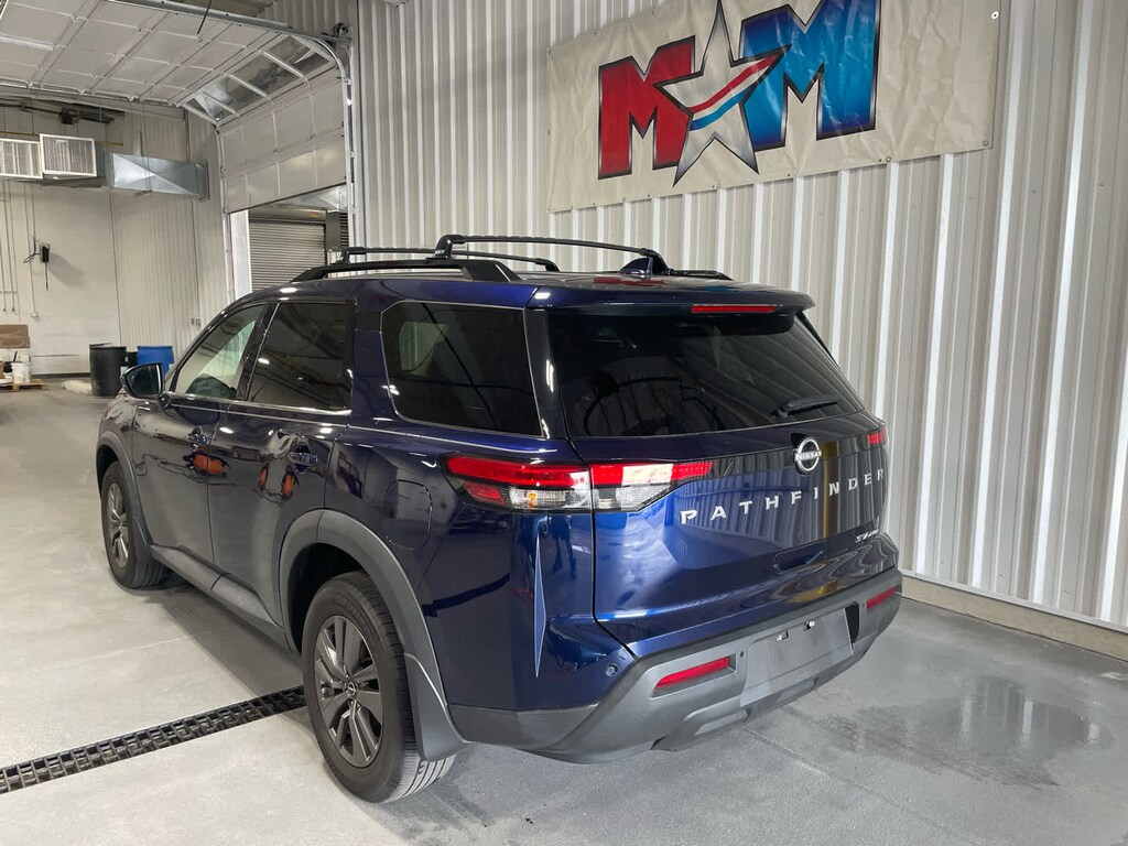 Used 2024 Nissan Pathfinder SV SUV