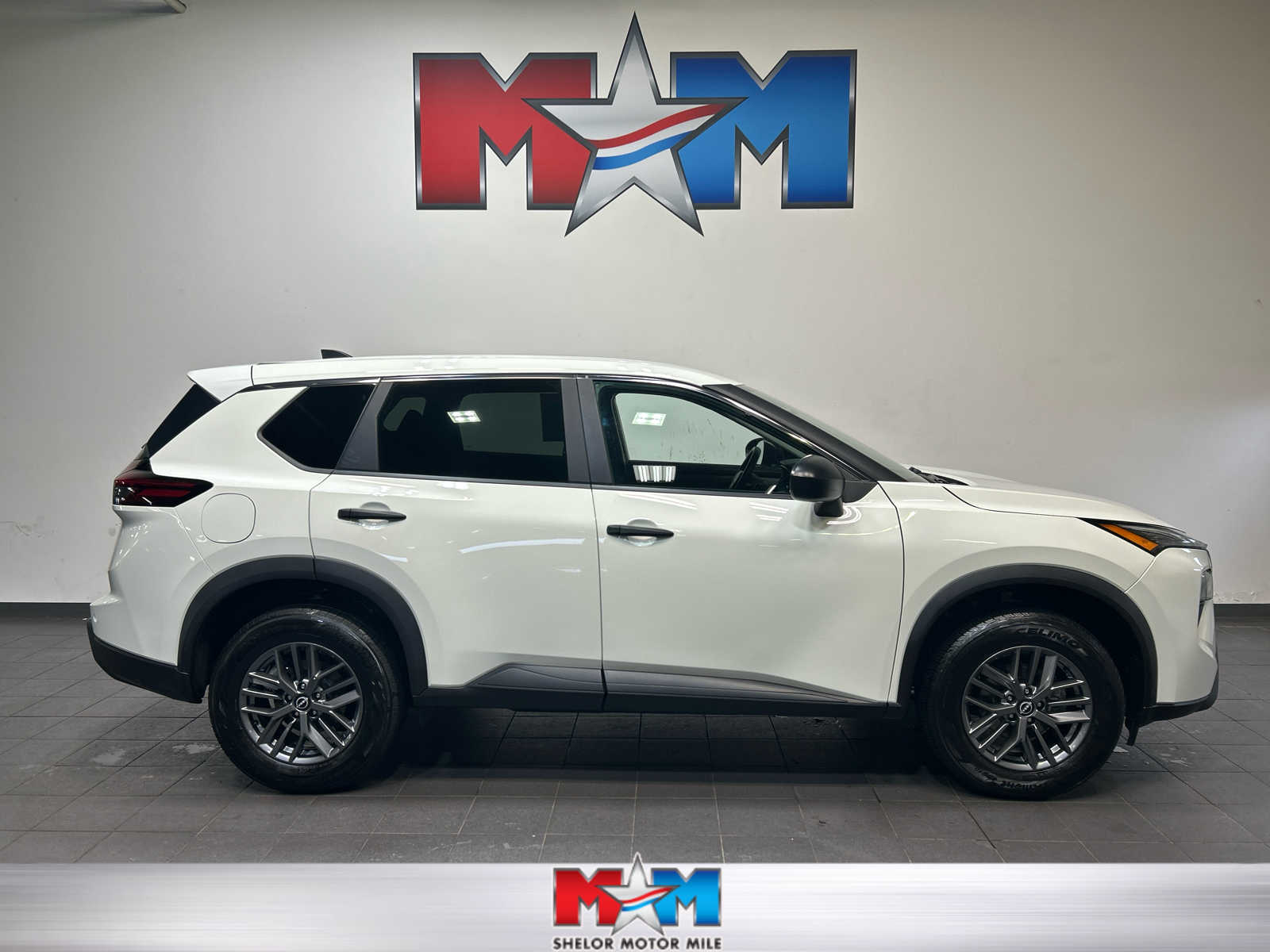  Nissan Rogue