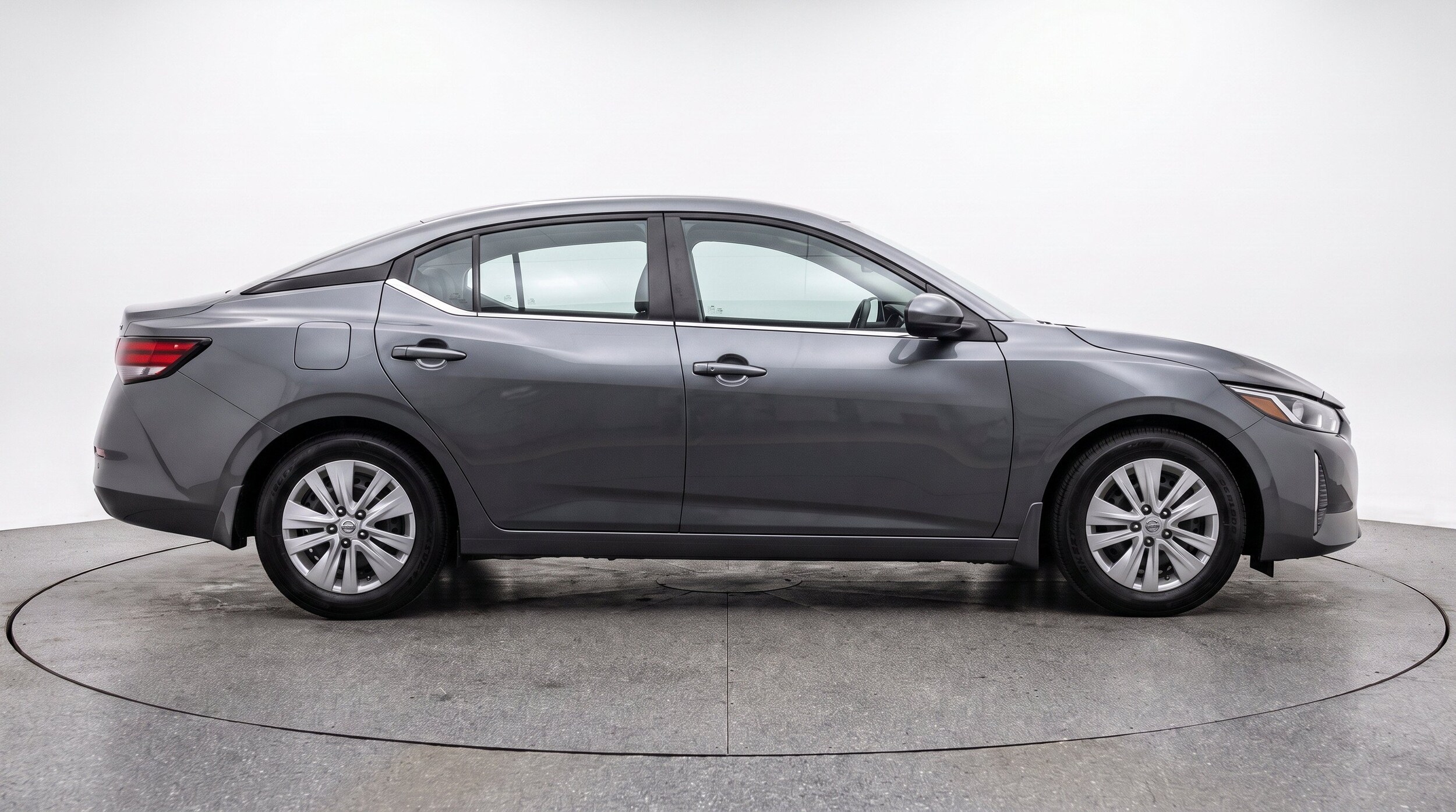 Thumbnail: 2025 Nissan Sentra - 10