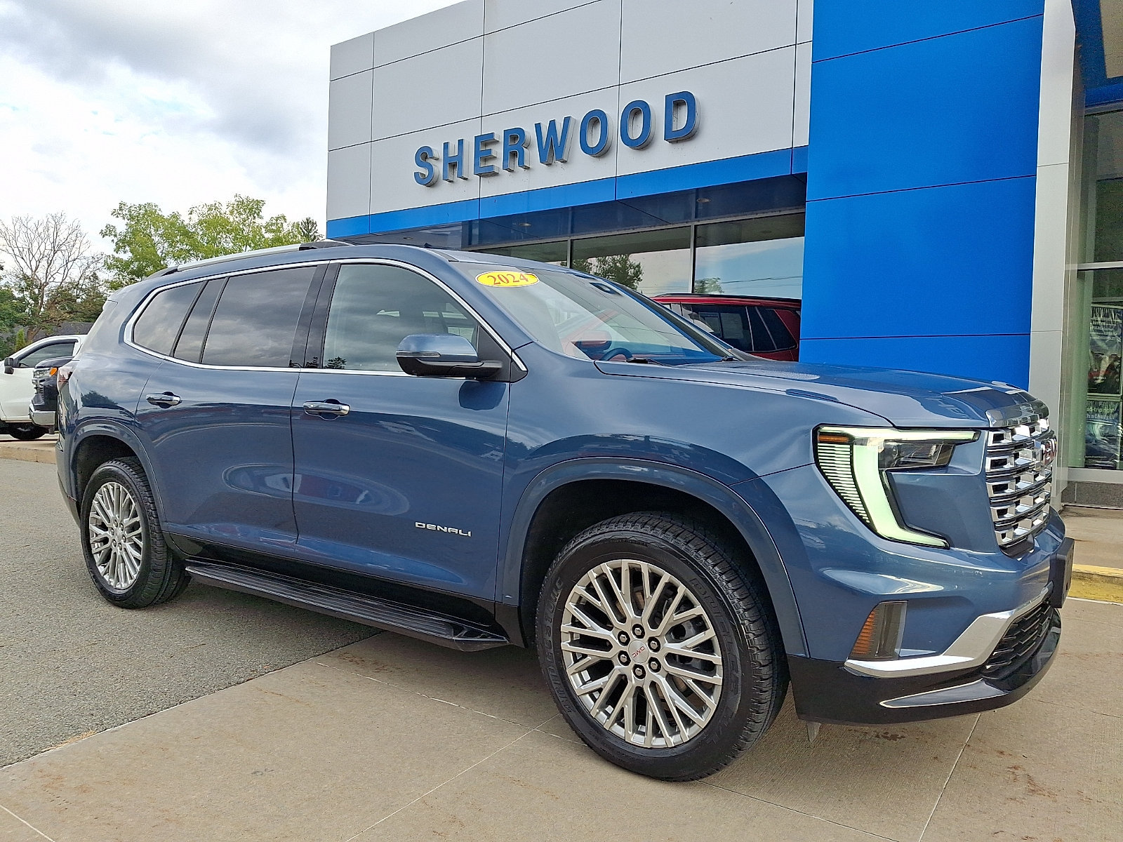 2024 GMC Acadia Denali