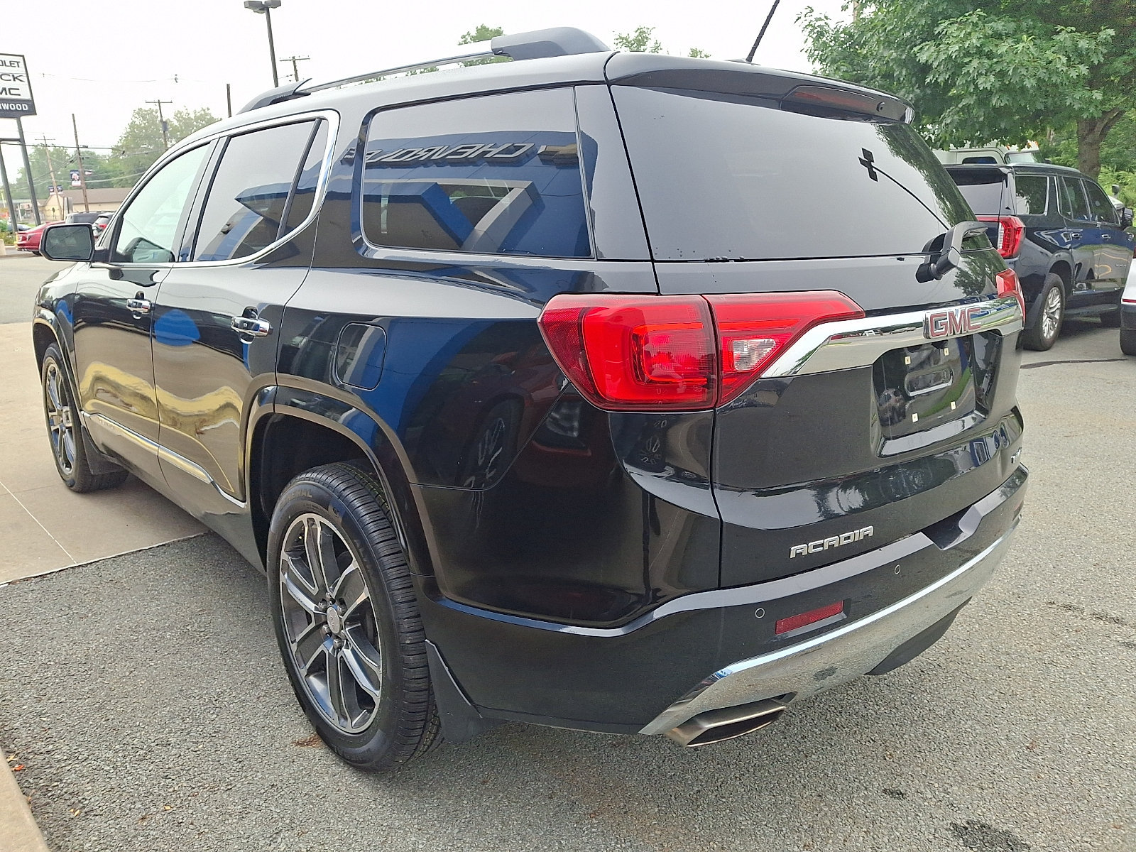 Used 2019 GMC Acadia Denali Sport Utility