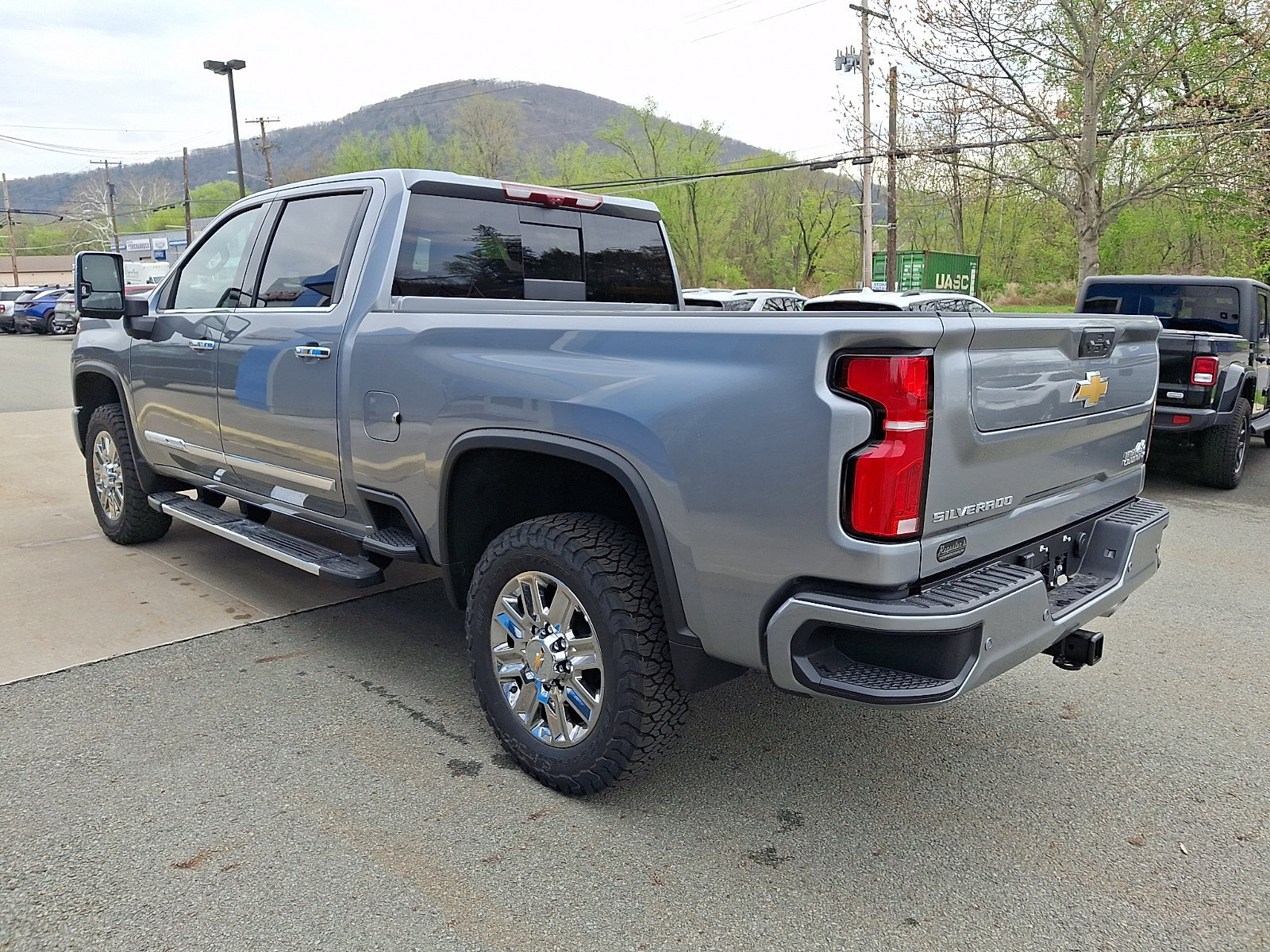2026 Chevrolet Silverado 2500 HD High Country - Photo 4