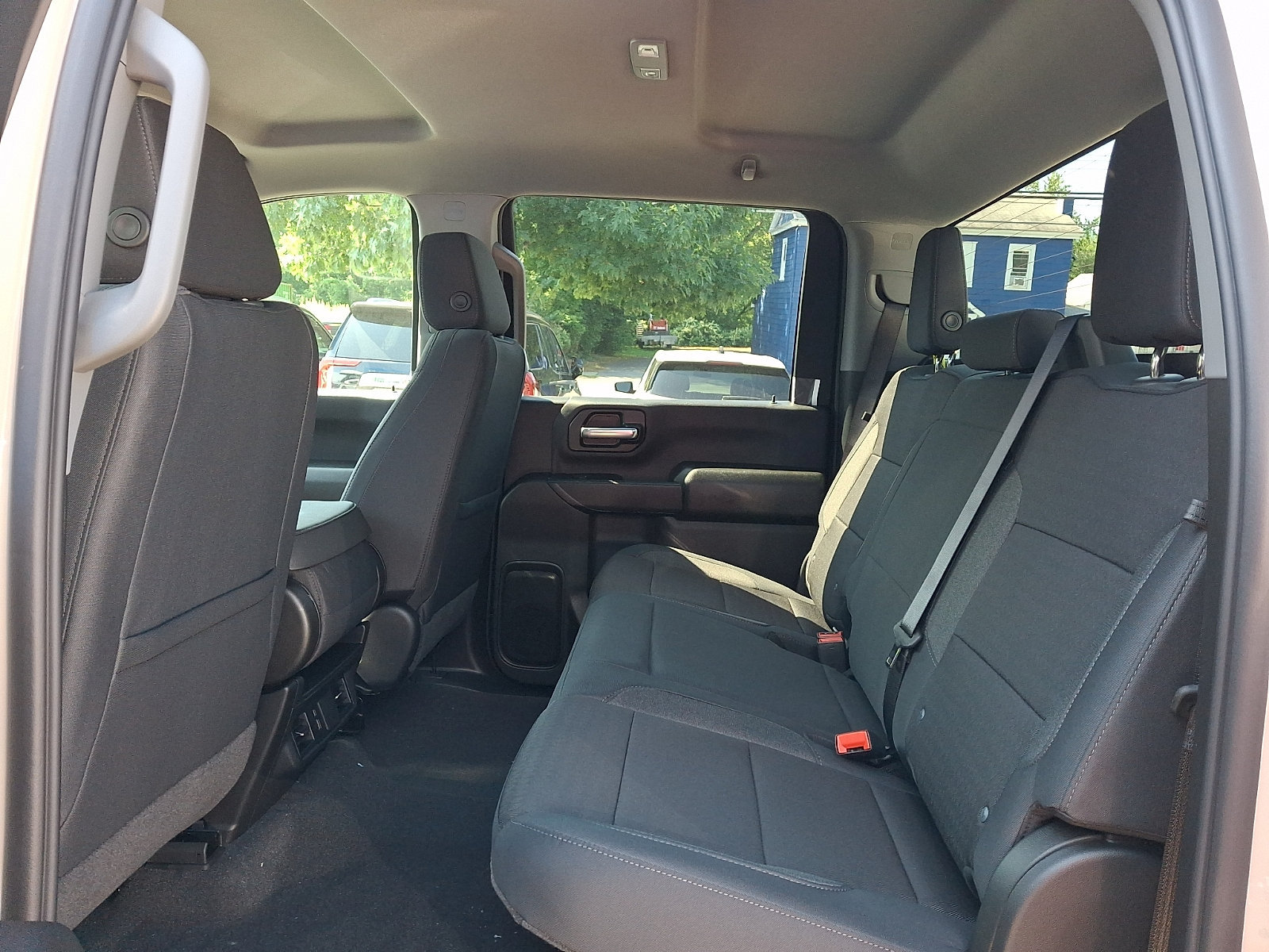 2026 Chevrolet Silverado 2500 HD Custom - Photo 10