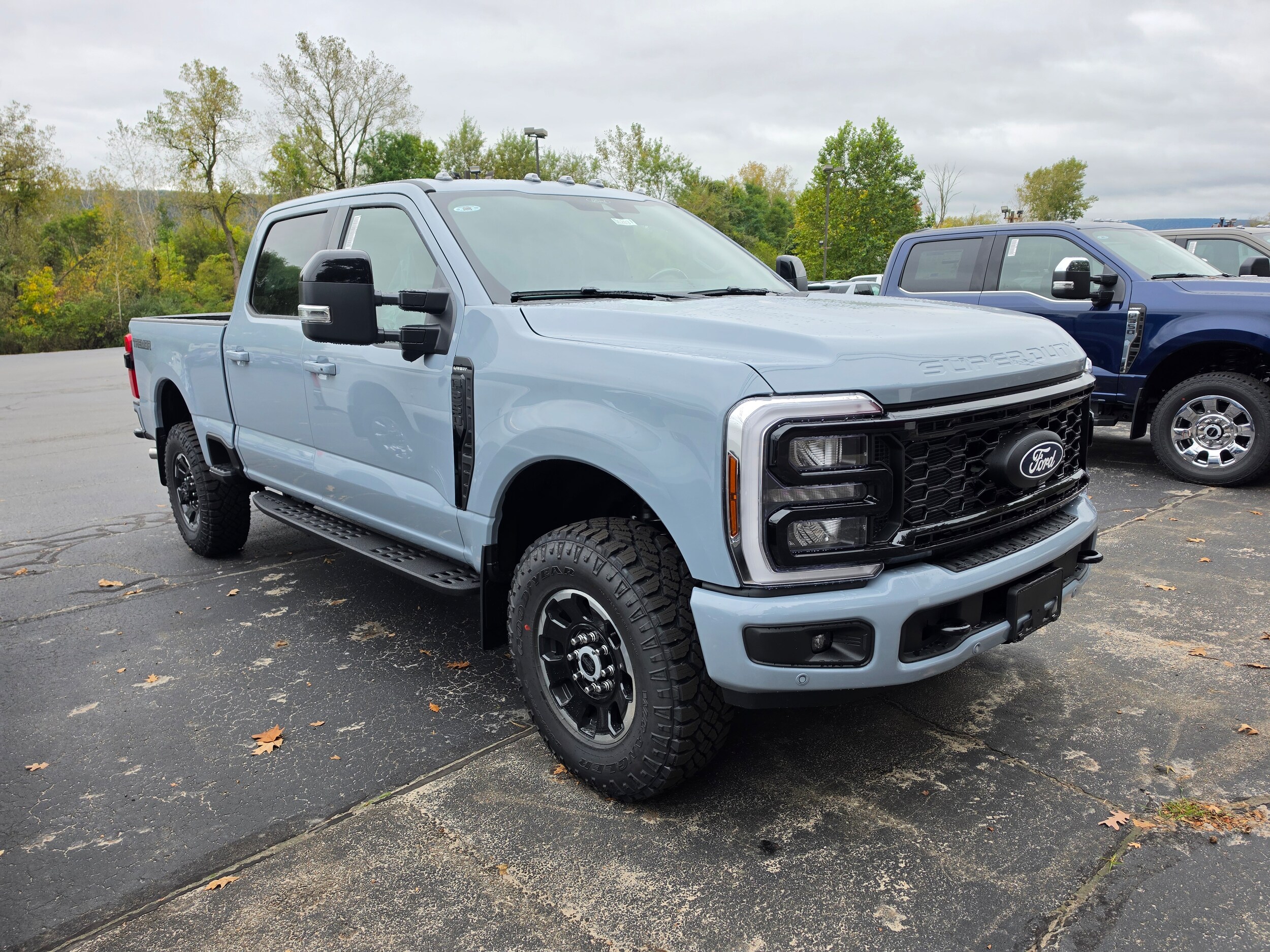 New 2027 Ford Super Duty F-250® Lariat® TRUCK