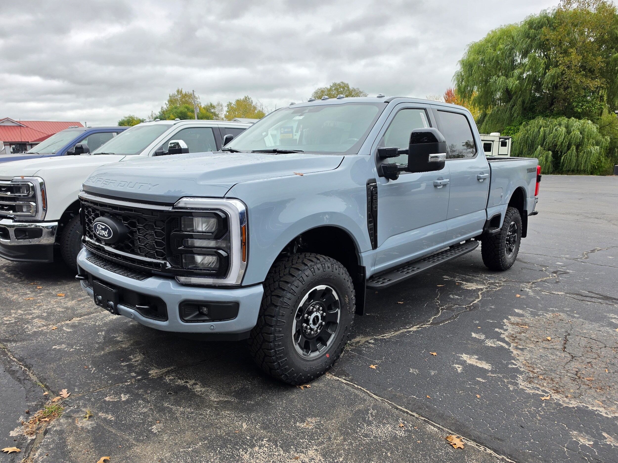 New 2027 Ford Super Duty F-250® Lariat® TRUCK