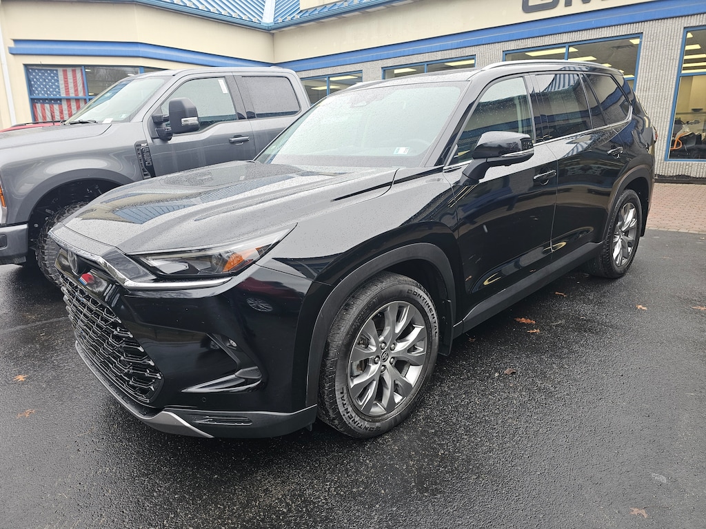 Used 2024 Toyota Grand Highlander Limited SUV