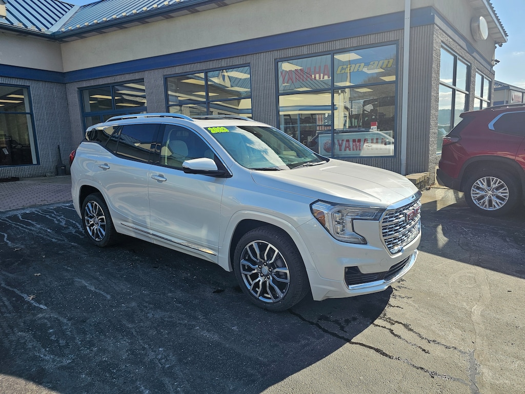 Used 2023 GMC Terrain Denali SUV