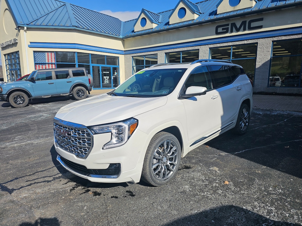 Used 2023 GMC Terrain Denali SUV