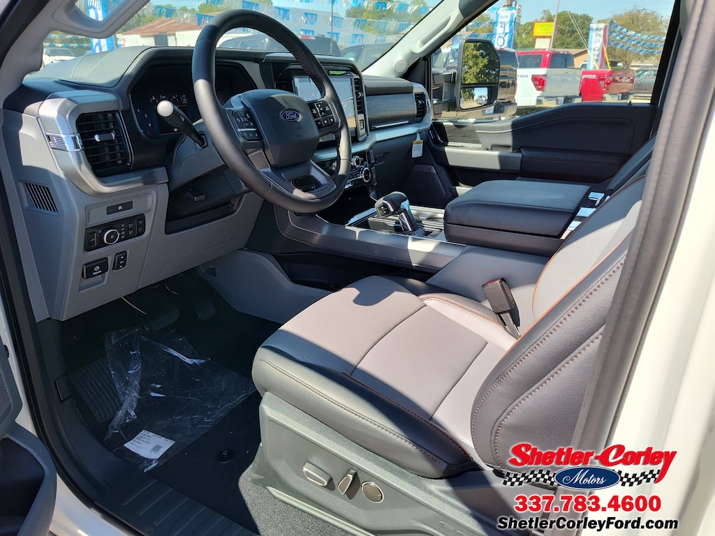 New 2025 Ford F-150 Lariat Truck SuperCrew Cab