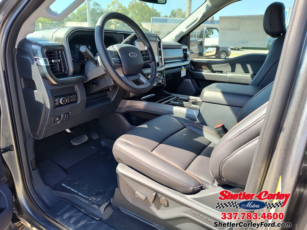 New 2026 Ford F-250 LARIAT Truck Crew Cab