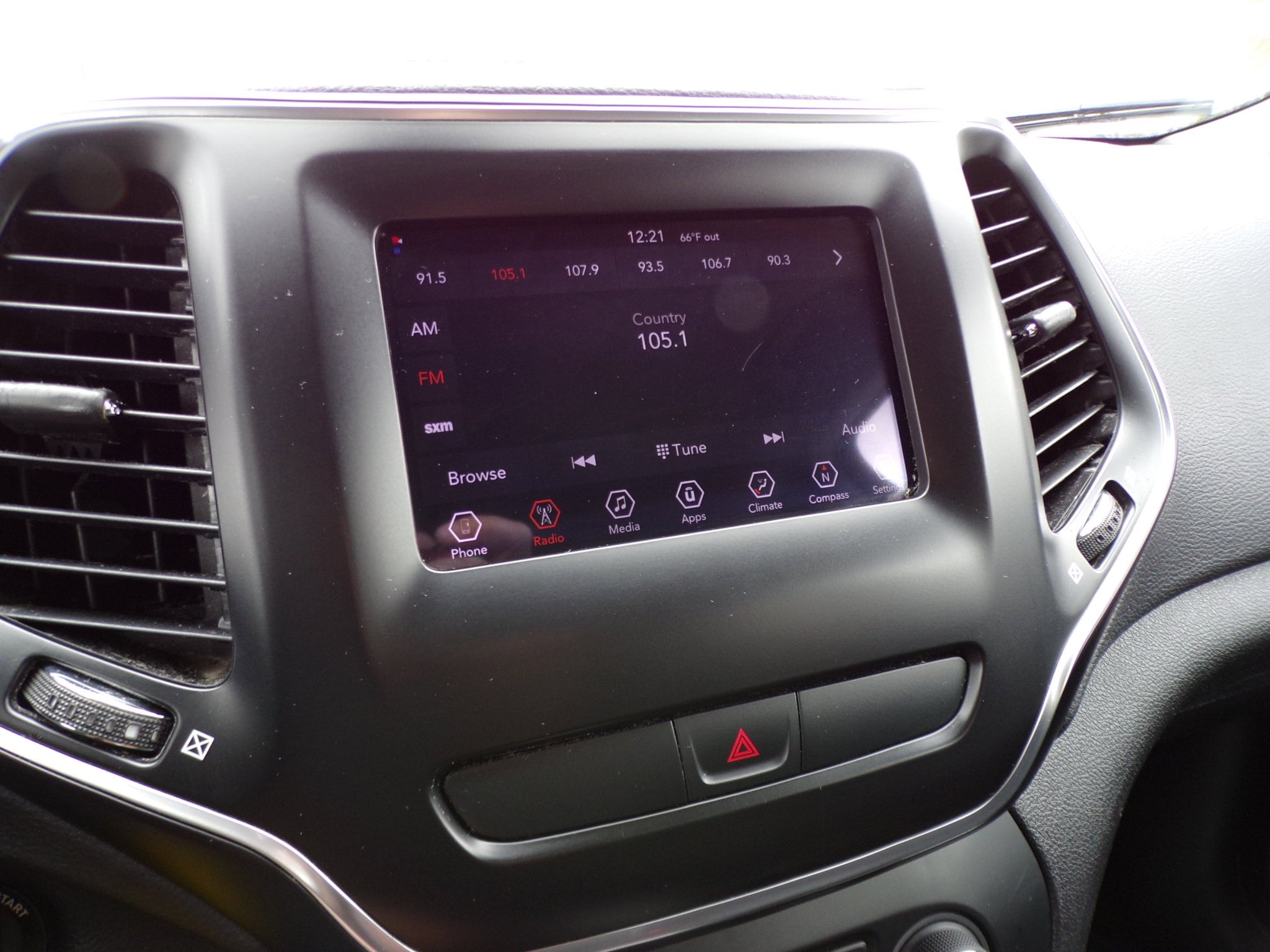 2020 Jeep Cherokee Latitude - Photo 28