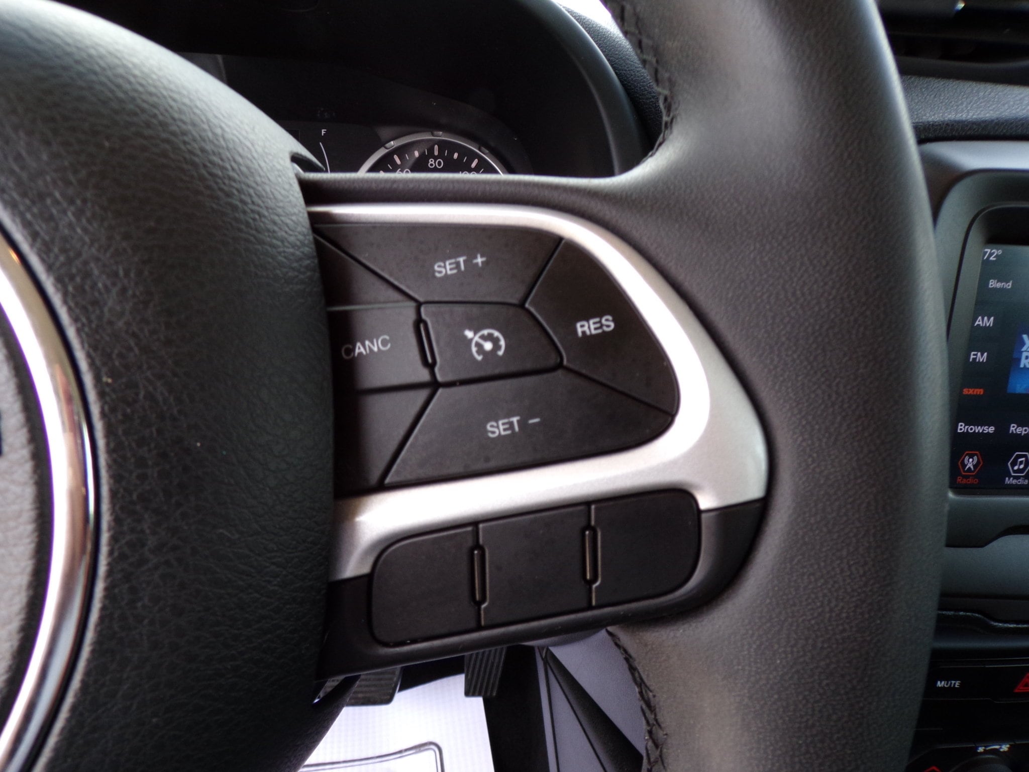 2020 Jeep Renegade Latitude - Photo 18