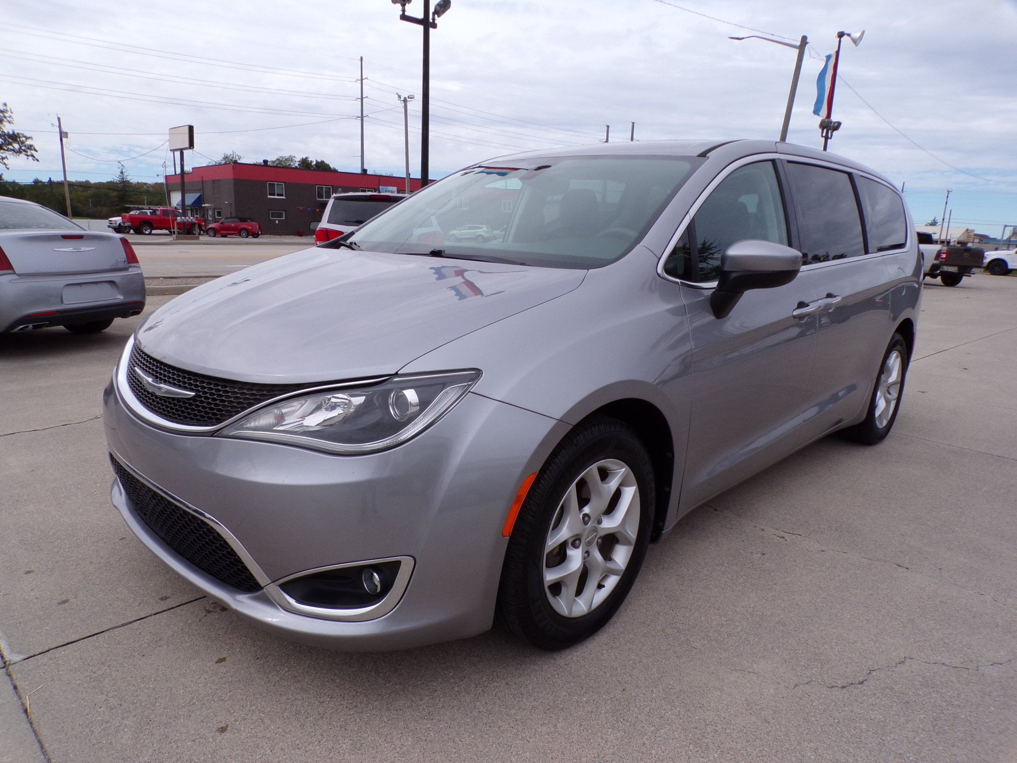 2017 Chrysler Pacifica Touring Plus