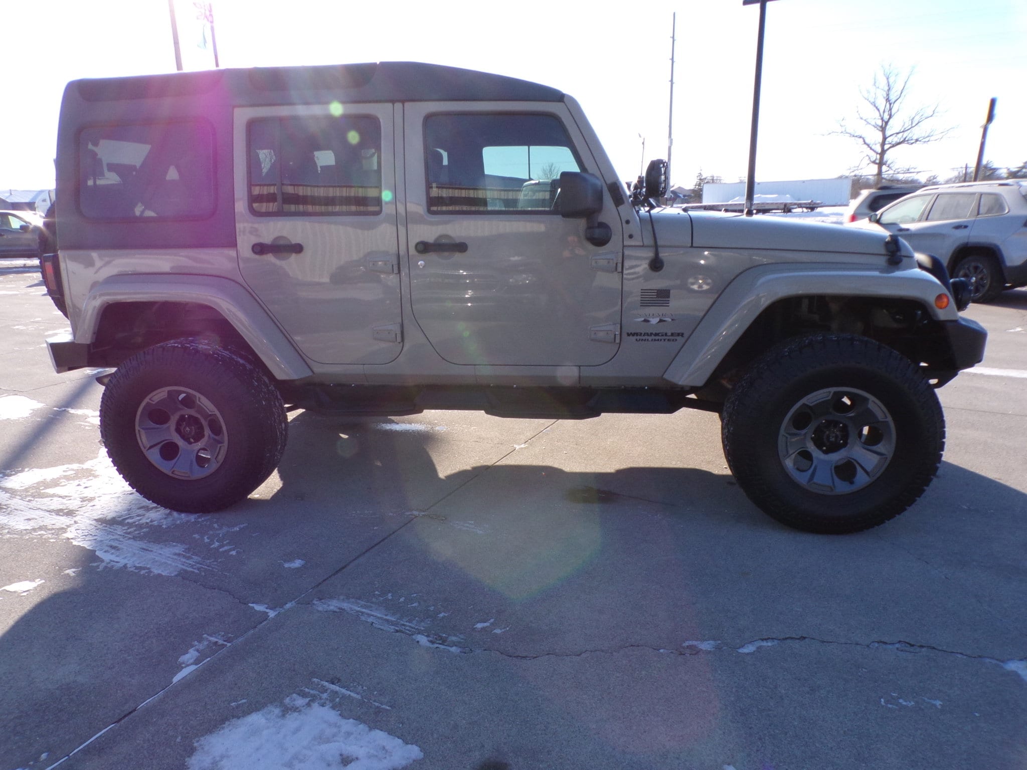 2017 Jeep Wrangler Unlimited Sahara - Photo 4
