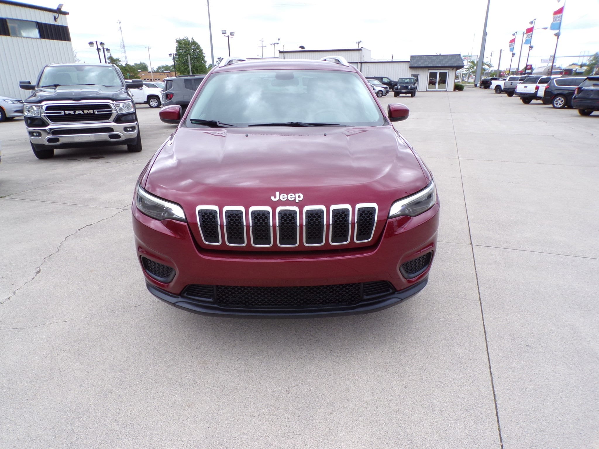 2020 Jeep Cherokee Latitude - Photo 2