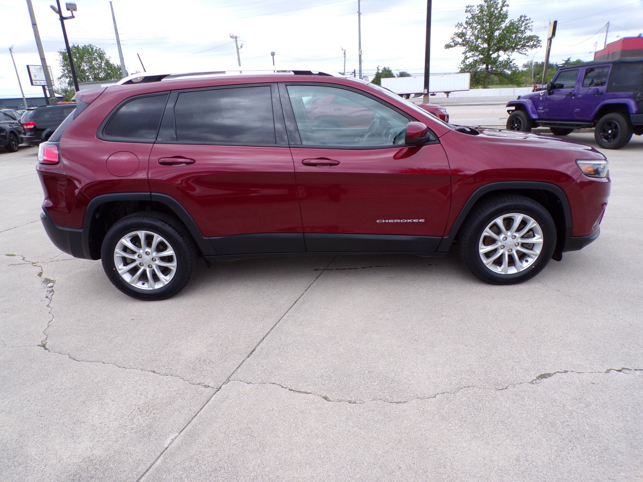 2020 Jeep Cherokee Latitude - Photo 4