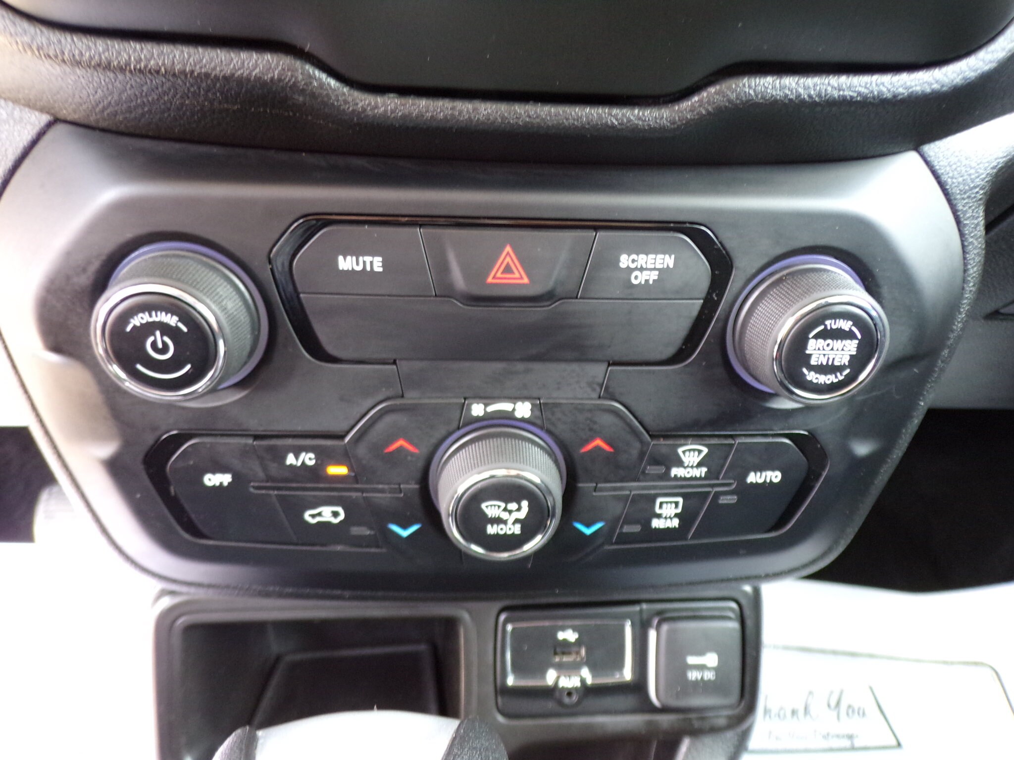 2020 Jeep Renegade Latitude - Photo 22