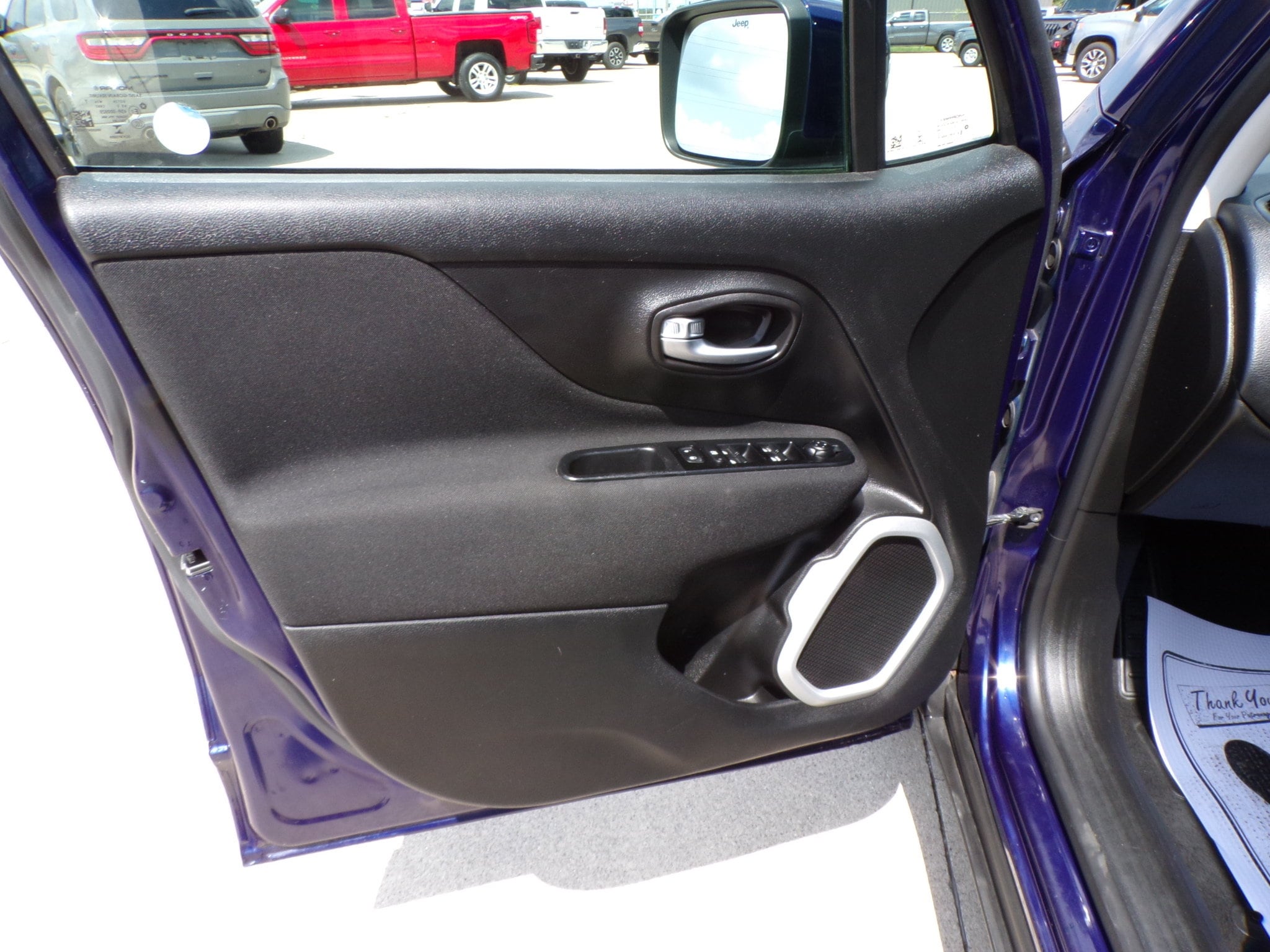 2020 Jeep Renegade Latitude - Photo 13