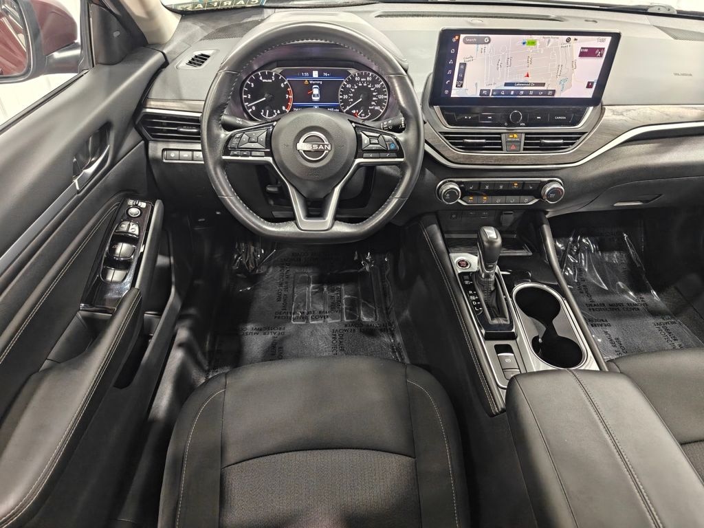 Used 2023 Nissan Altima 2.5 SV Sedan