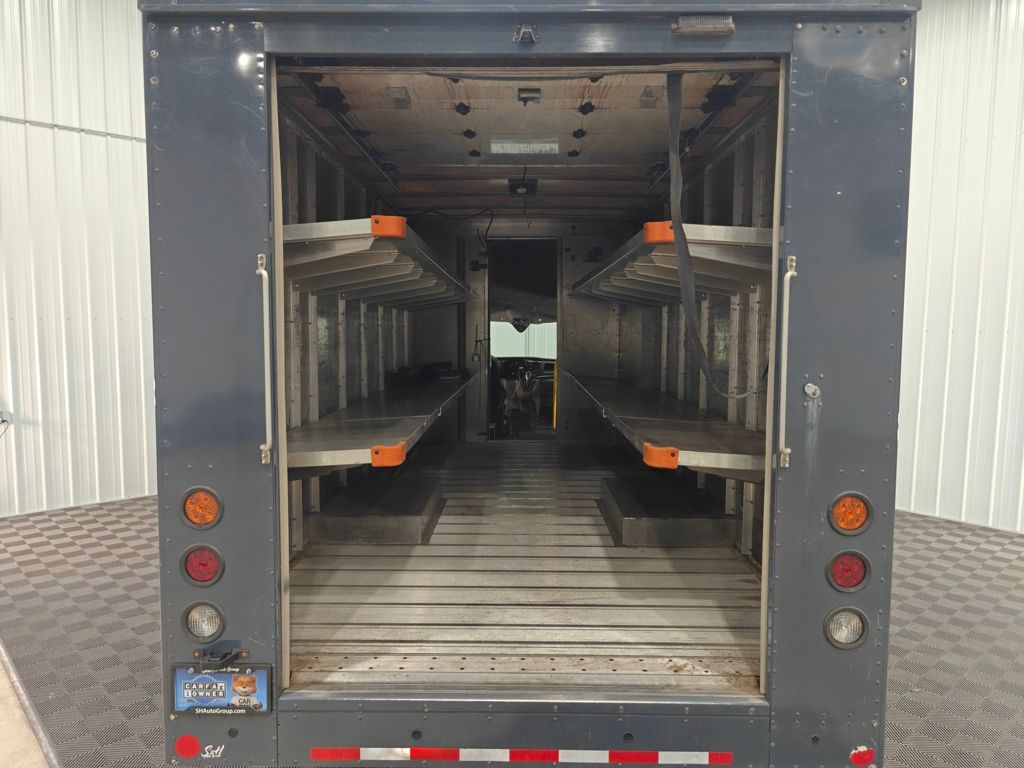 2021 Ford Transit Cutaway Base - Photo 24