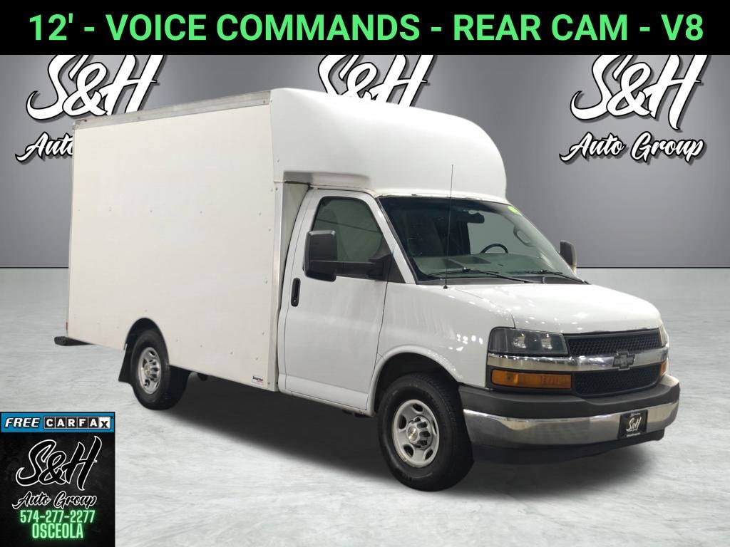 2022 Chevrolet Express Cutaway Base