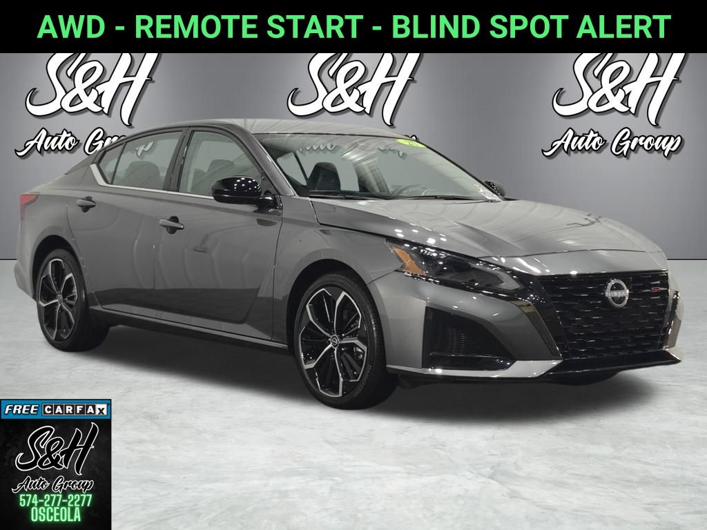 2025 Nissan Altima SR