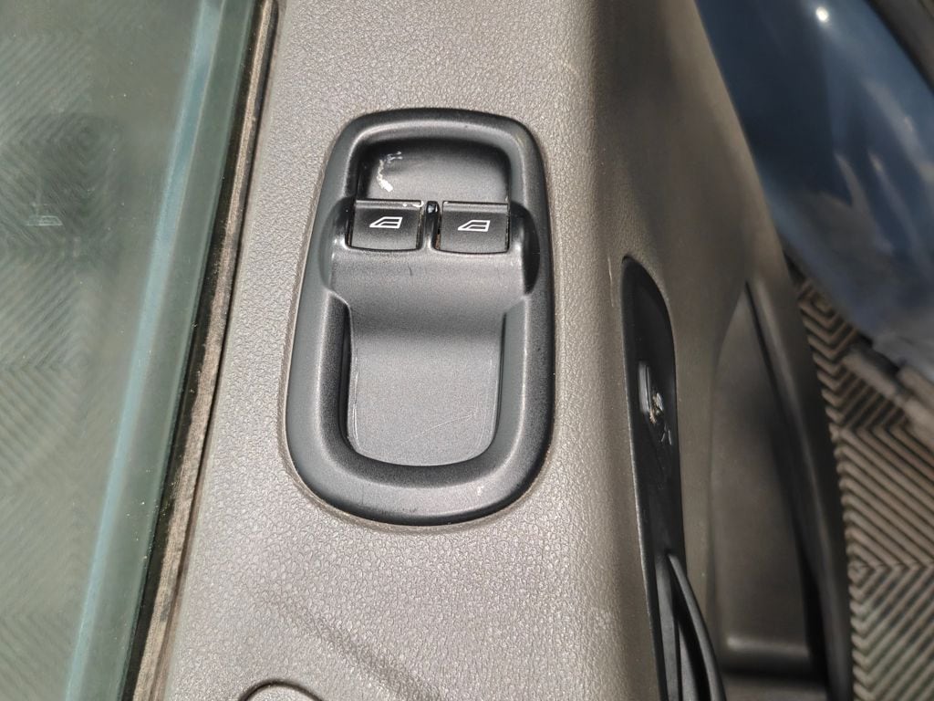 2021 Ford Transit Cutaway Base - Photo 35