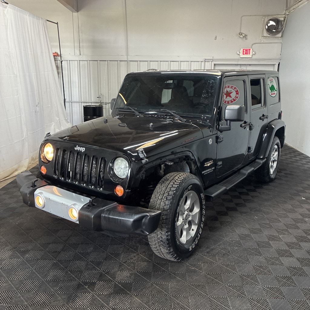Used 2014 Jeep Wrangler Unlimited Sahara 4x4 SUV