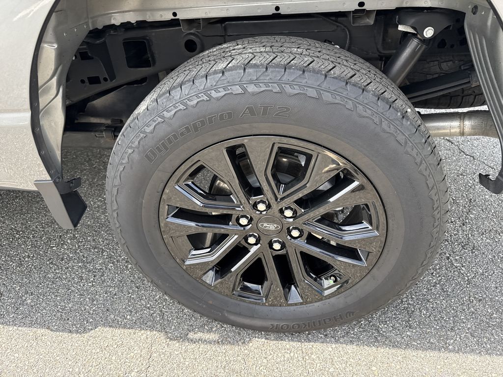 2025 Ford F-150 Lariat - Photo 17