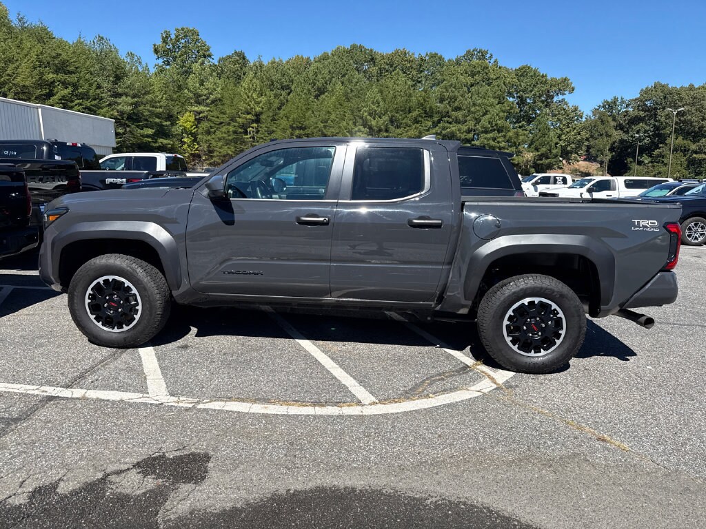 Used 2025 Toyota Tacoma TRD Off Road Crew Cab Short Bed Truck