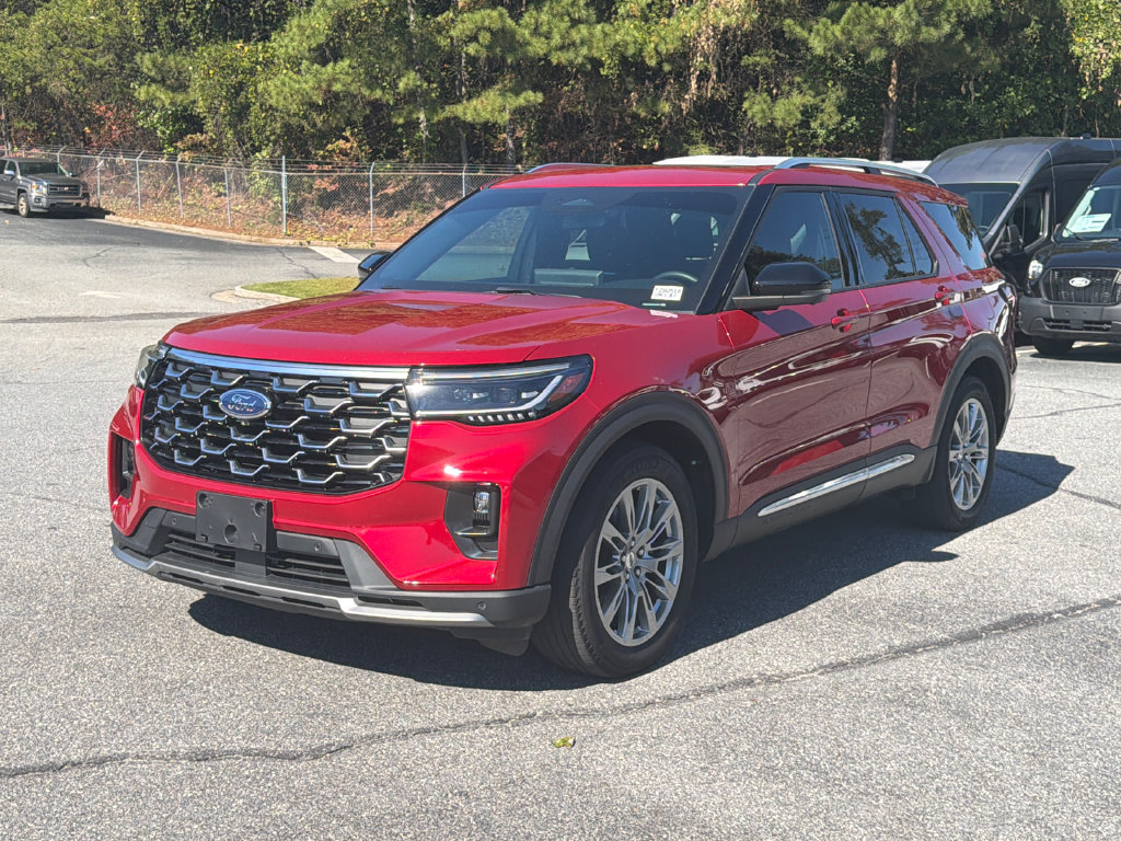 Used 2025 Ford Explorer