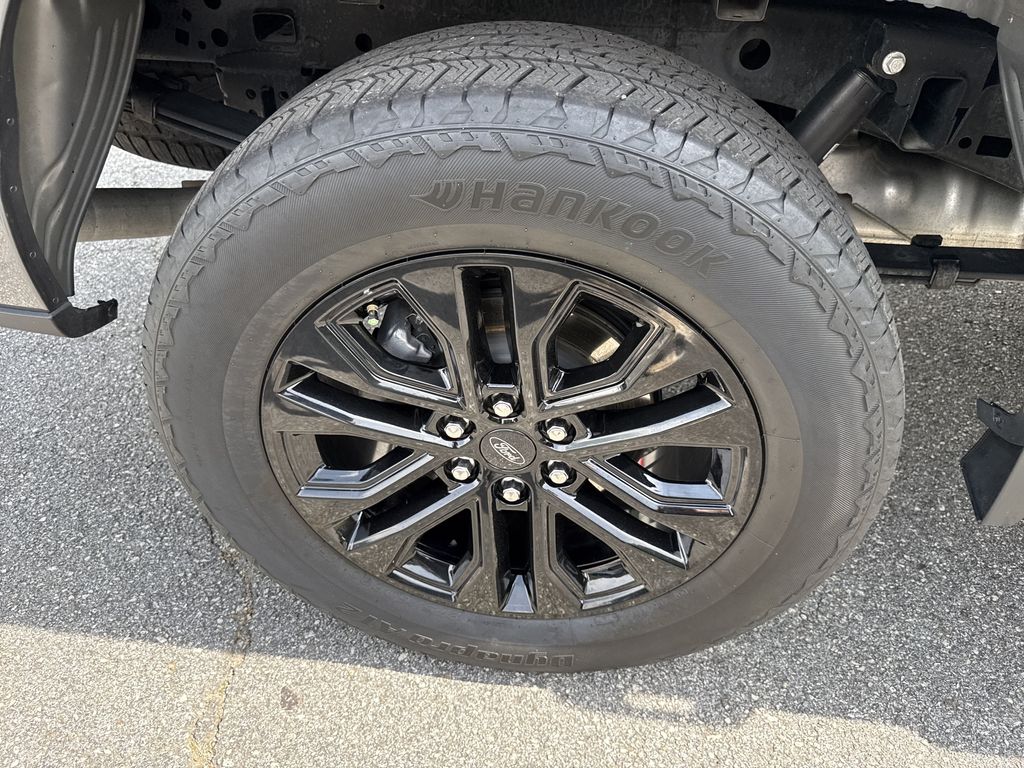 2025 Ford F-150 Lariat - Photo 16