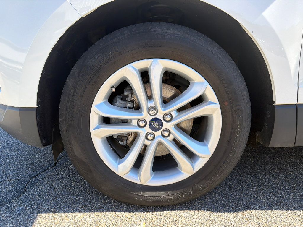 2020 Ford Edge SEL - Photo 11