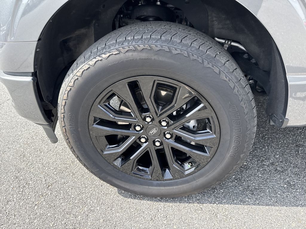 2025 Ford F-150 Lariat - Photo 10