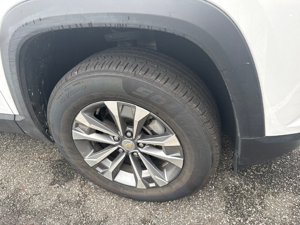 Used 2025 Chevrolet Equinox LT SUV
