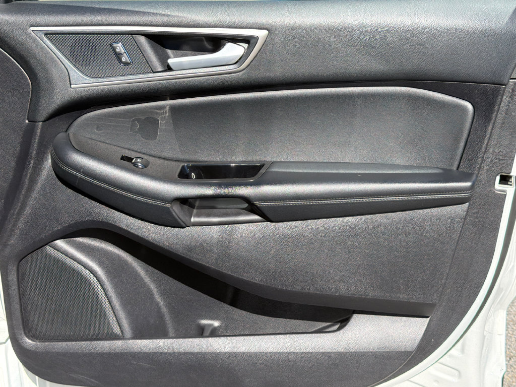2020 Ford Edge SEL - Photo 14