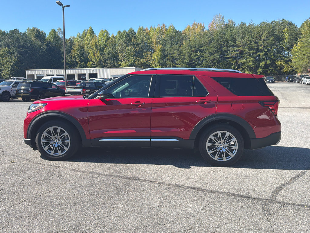 Used 2025 Ford Explorer