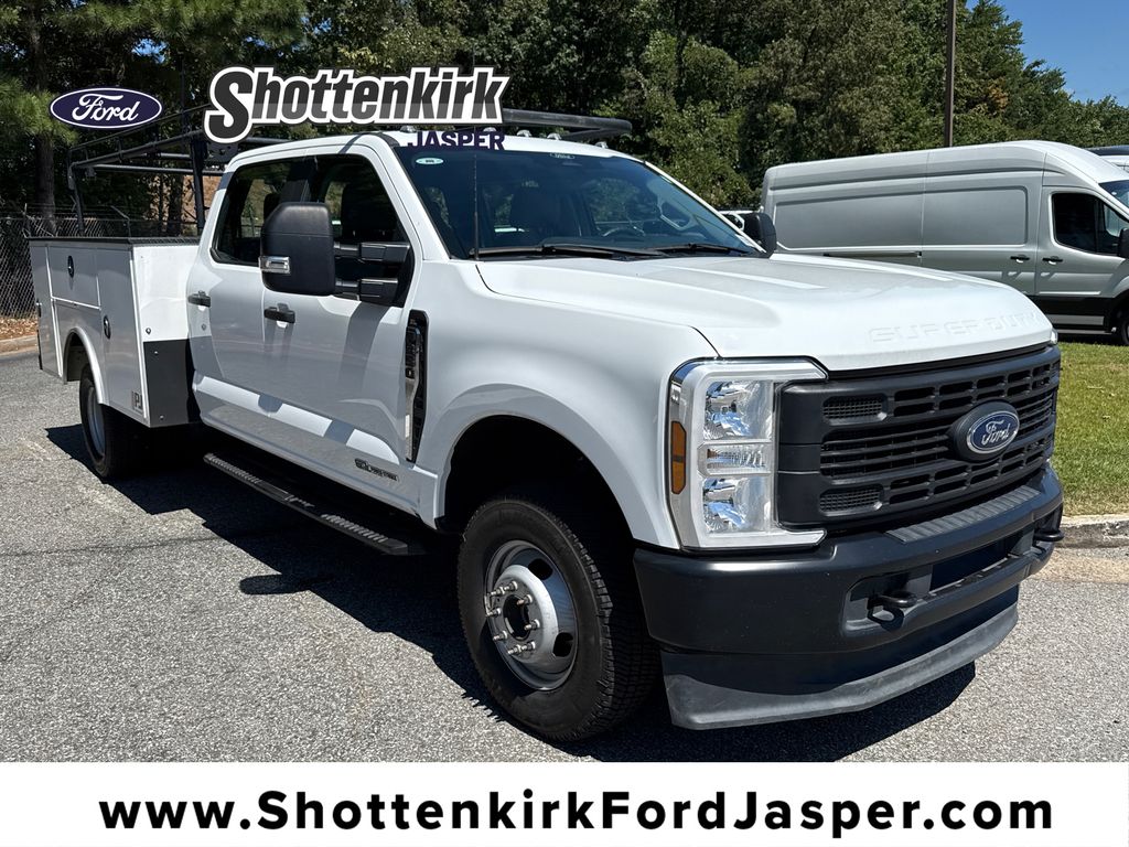 2024 Ford F-350 Super Duty Chassis Cab