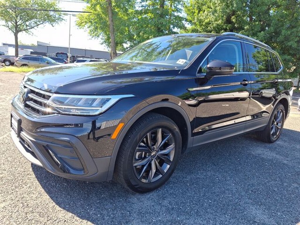 Used 2023 Volkswagen Tiguan 2.0T SE SUV