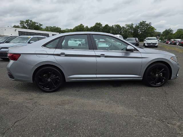 2026 Volkswagen Jetta SE - Photo 7
