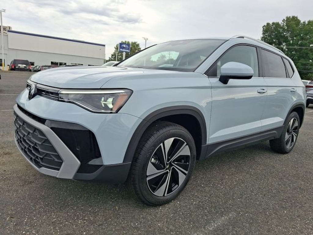 New 2027 Volkswagen Taos 1.5T SE SUV