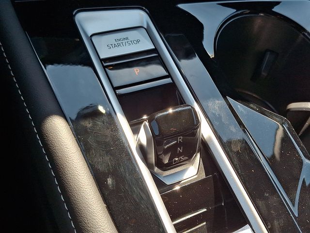 2026 Volkswagen Atlas Cross Sport SE w/Tech - Photo 8