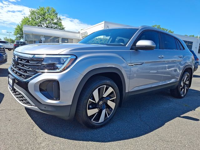 2026 Volkswagen Atlas Cross Sport SE w/Tech - Photo 2